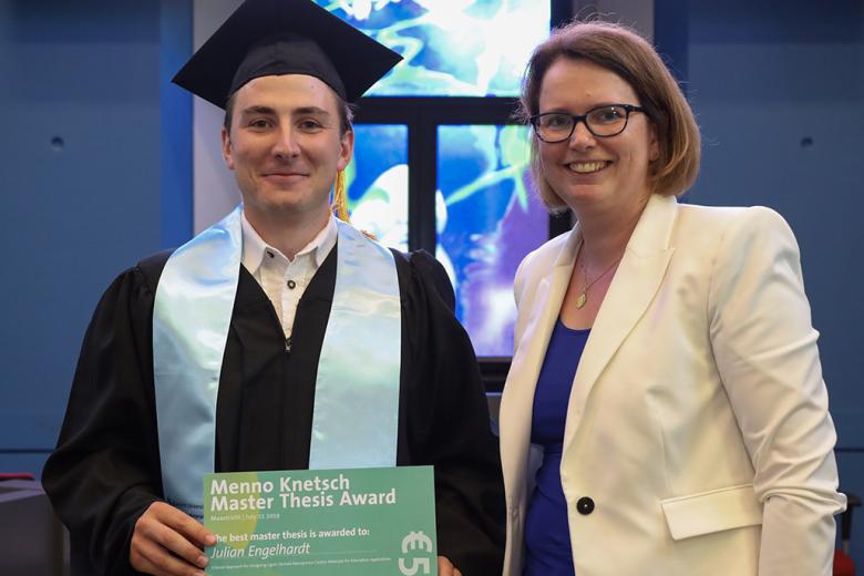 Julian Engelhardt wins the Menno Knetsch Thesis Award