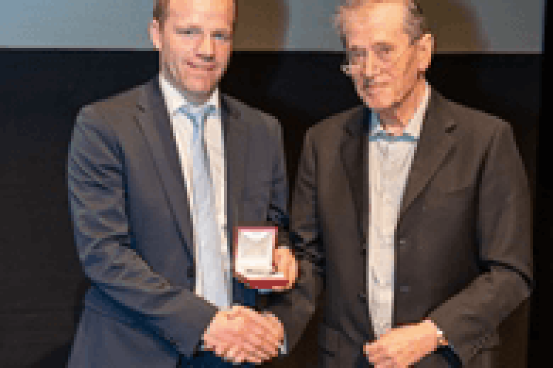 Mickael Hiligsmann awarded ESCEO Medal of Excellence 2018