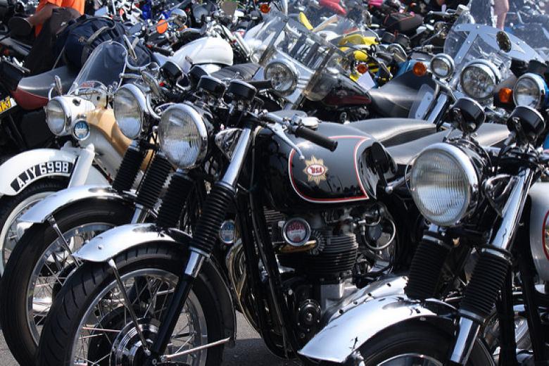 Motor Bikes © Jans Canon