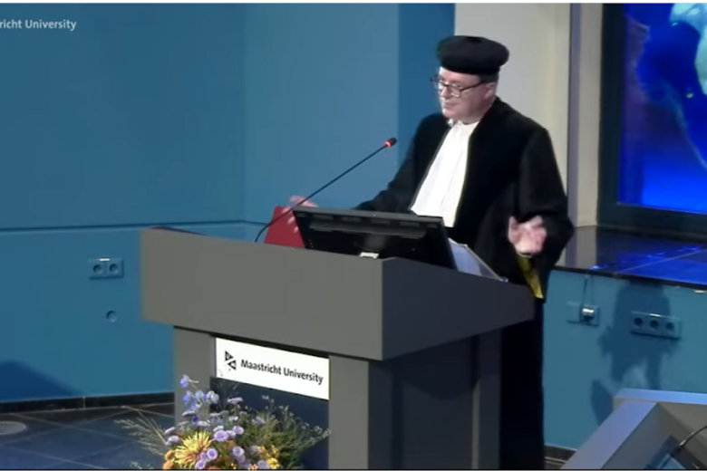 Professor is giving an inaugural lecture