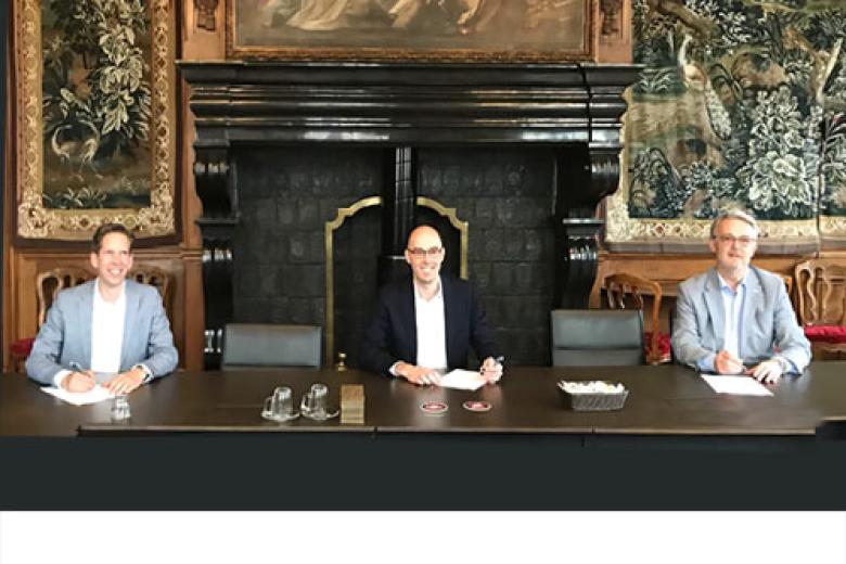 Signing of the agreement Duurzaam Warmtenet Maastricht
