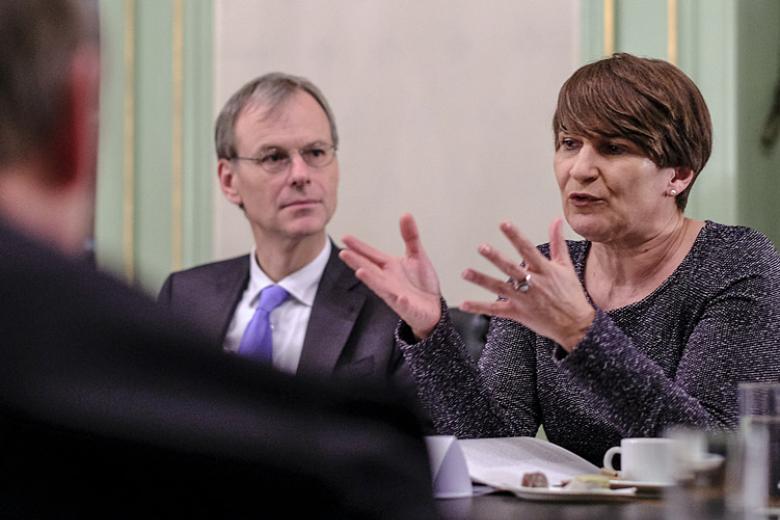 Minister Ploumen visits ITEM