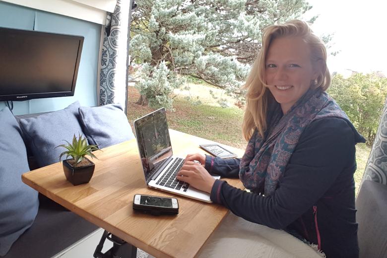 digital nomad Sabrina Bos