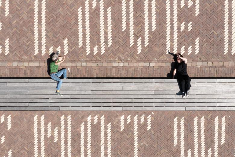 Barbara Strating & Mieke Derickx 