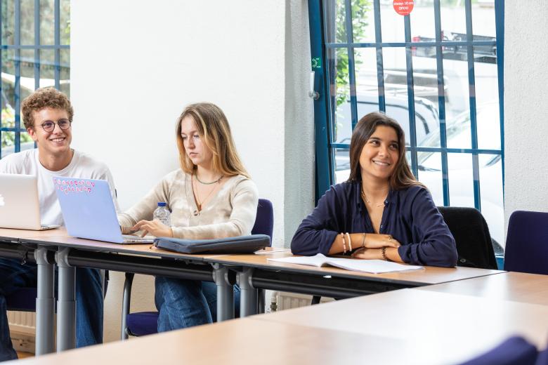 classroom ts53 with students