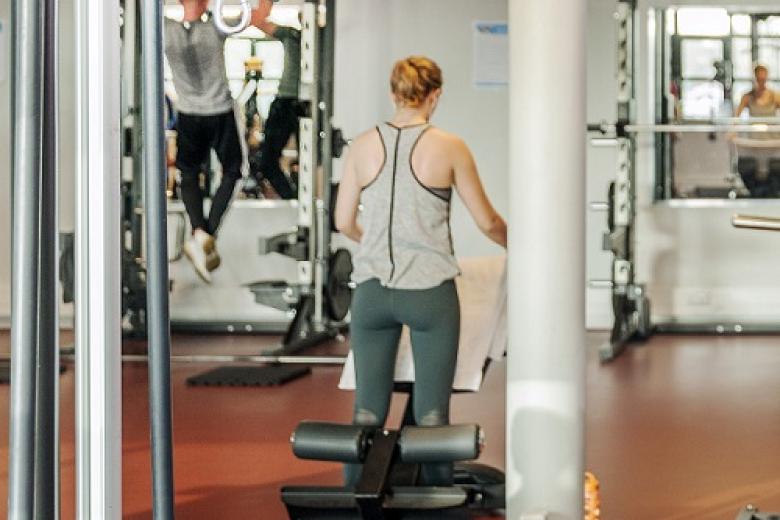 From what age does muscle mss decline