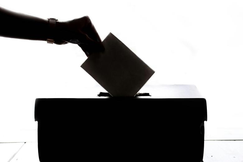 Voting unsplash