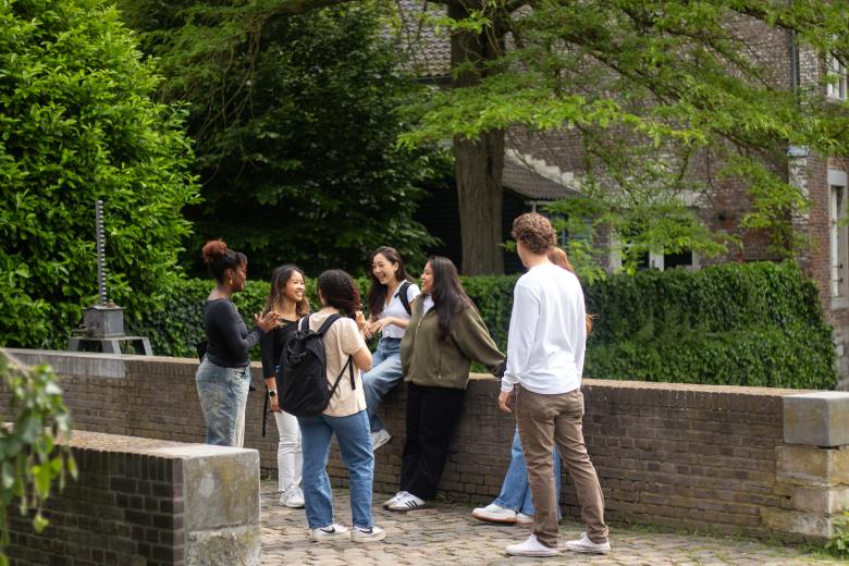 CES students at the Faliezusterspark in Maastricht