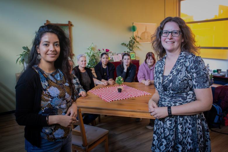 Latifa Abidi and Gera Nagelhout with their focusgroup