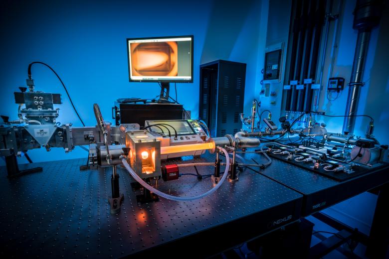 plasma reactor on lab banch