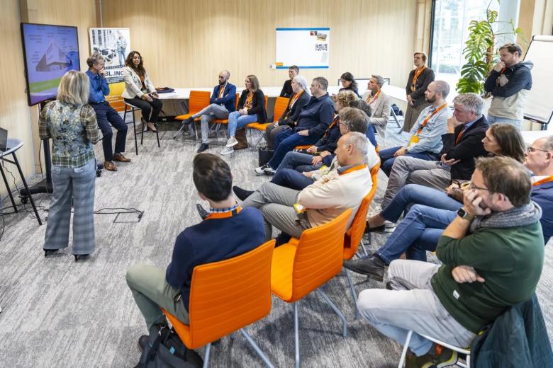 Een van de 6 stages waar bedrijven hun innovaties toonden. 