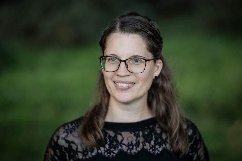 Angela Stoof