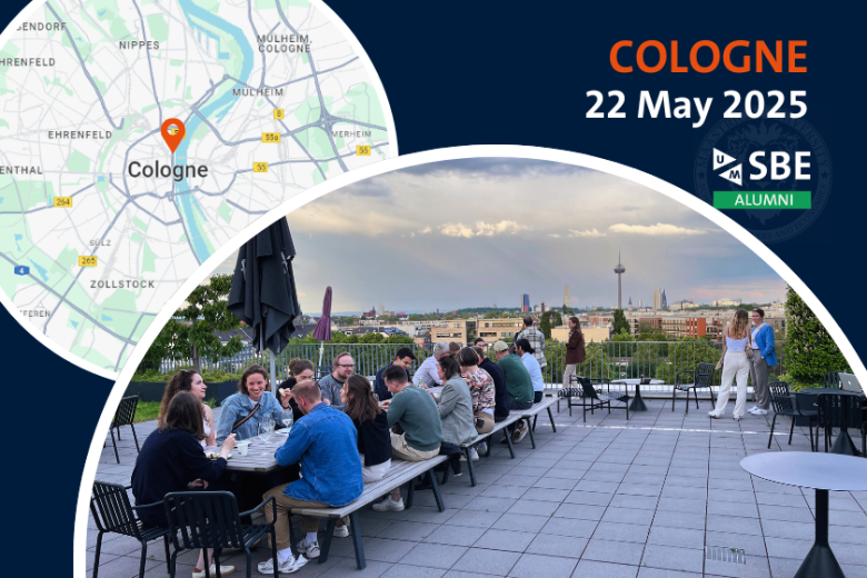 Alumni chatting in Cologne