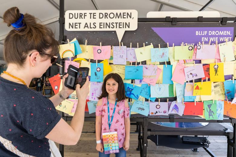Kinderen ontdekken de Einstein Telescope op Expeditie Next