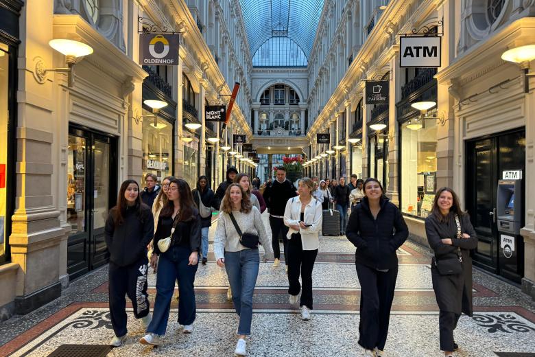 CES students from Washington & Lee University during a study trip