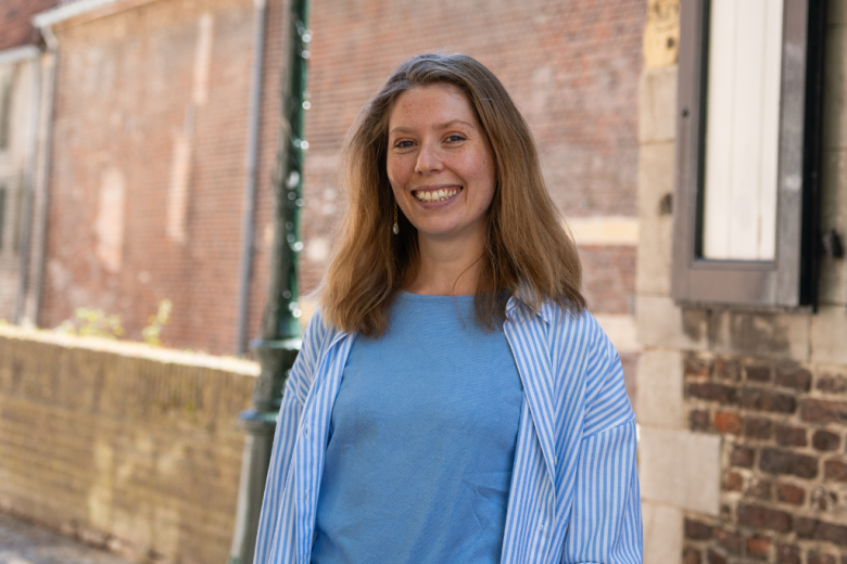 CES staff member Emilie Diephuis