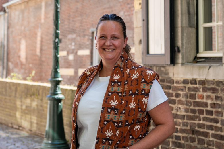 CES staff member Fabienne Loomans