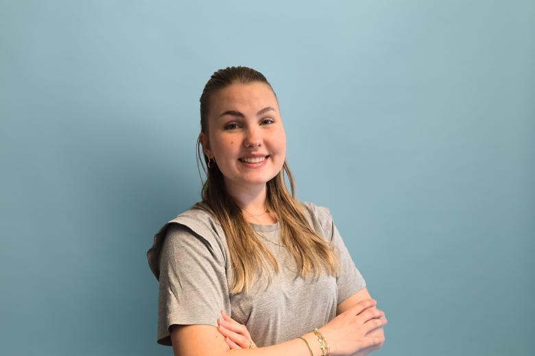 CES staff member Jil Buchheim