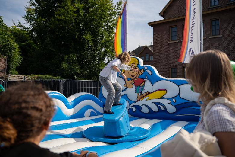 Sport and games during INKOM