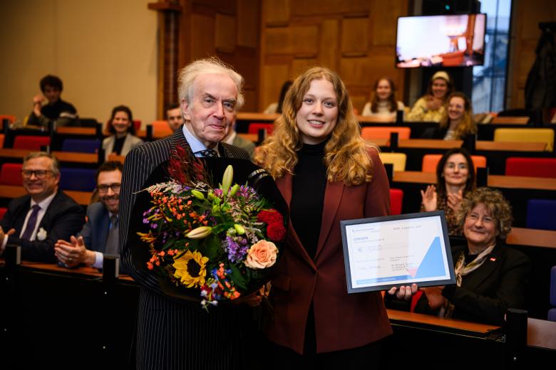 Merle Sandhop met een van de consuls