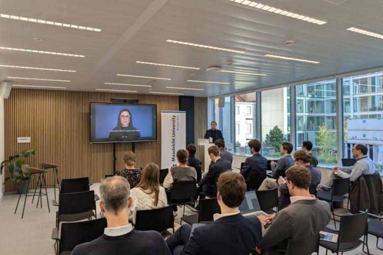 People attending a workshop at ITEM-event