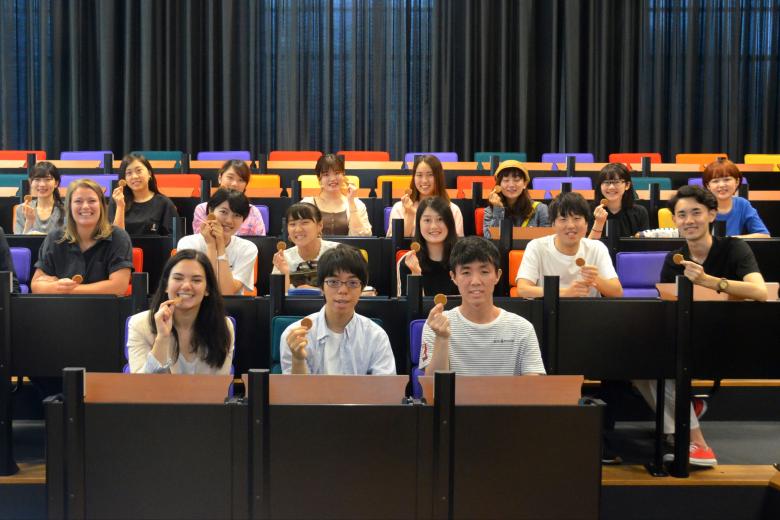 CES students from Meiji Gakuin University in a UM classroom