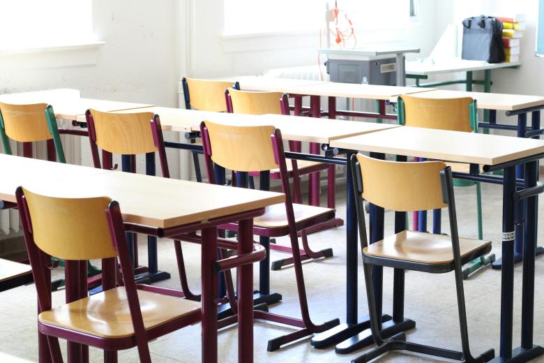 chair and tables in a classroom