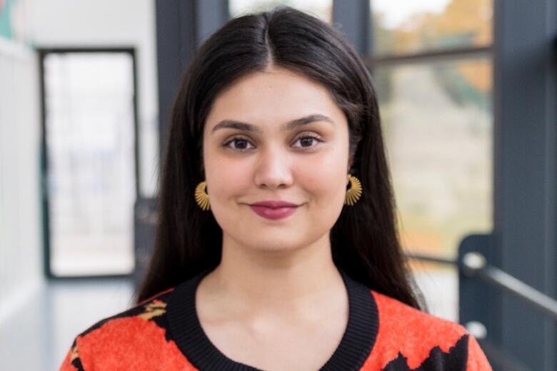 Portret Madhura Rao