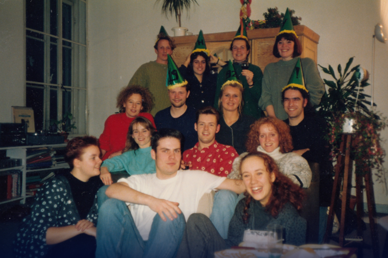 José Otten and her roommates